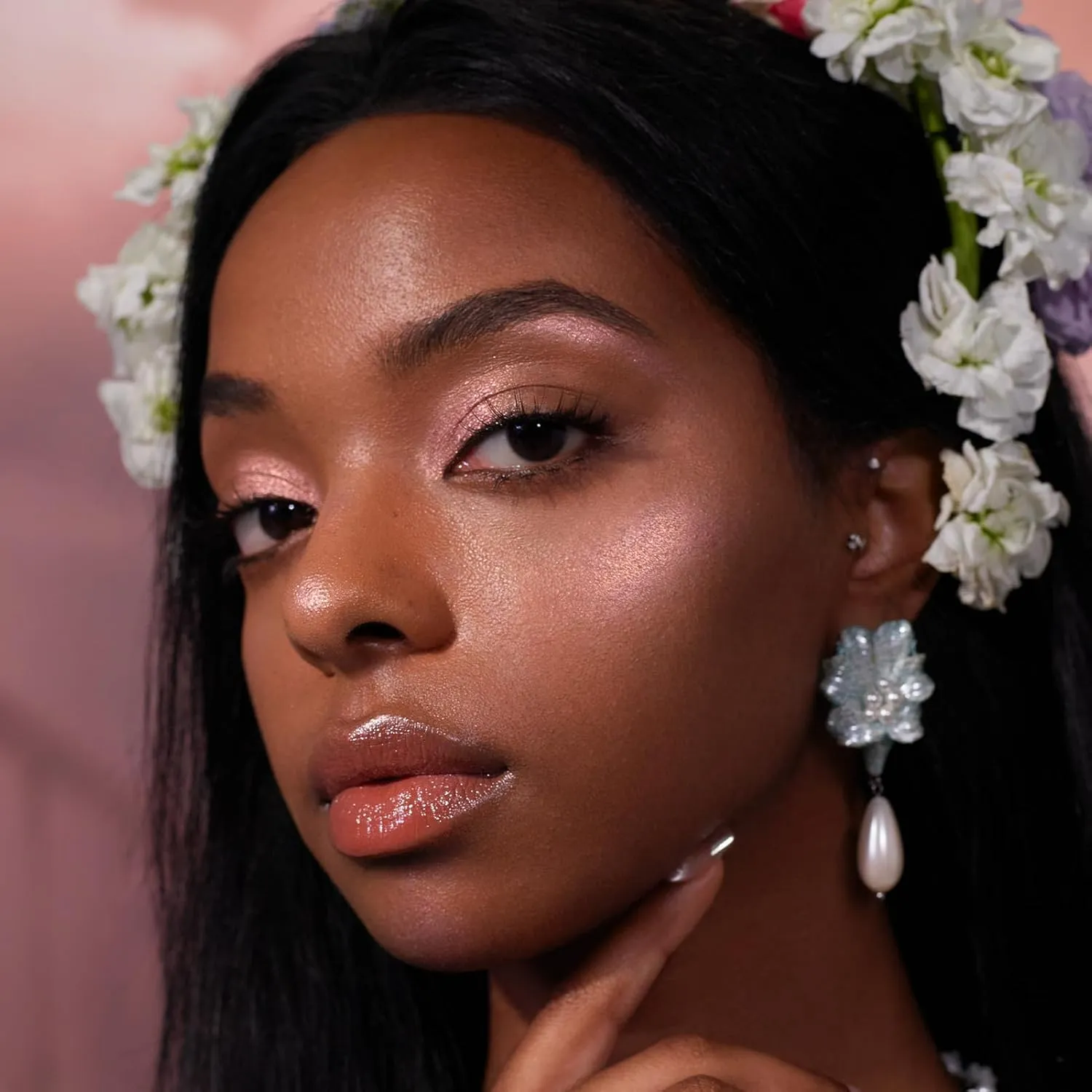 Flower Knows Midsummer Fairytales Liquid Highlighter,Gold Bronze Glitter Highlighter Makeup,Face & Body Illuminator,Blendable & Long-lasting face Highlighter for All Skin Tones(02 Sunset Forest)
