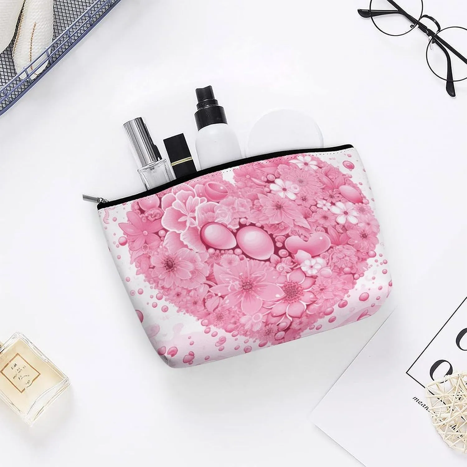 Pink Heart Travel Makeup Bag for Women Men-Portable Cosmetic Bags, Romantic Art Toiletry Bag for Women,Travel Toiletry bag,Travel Essentials