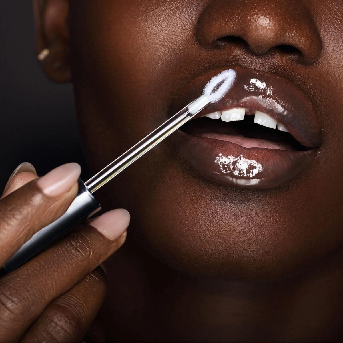 Plumping Lip Gloss (Clear Pout)