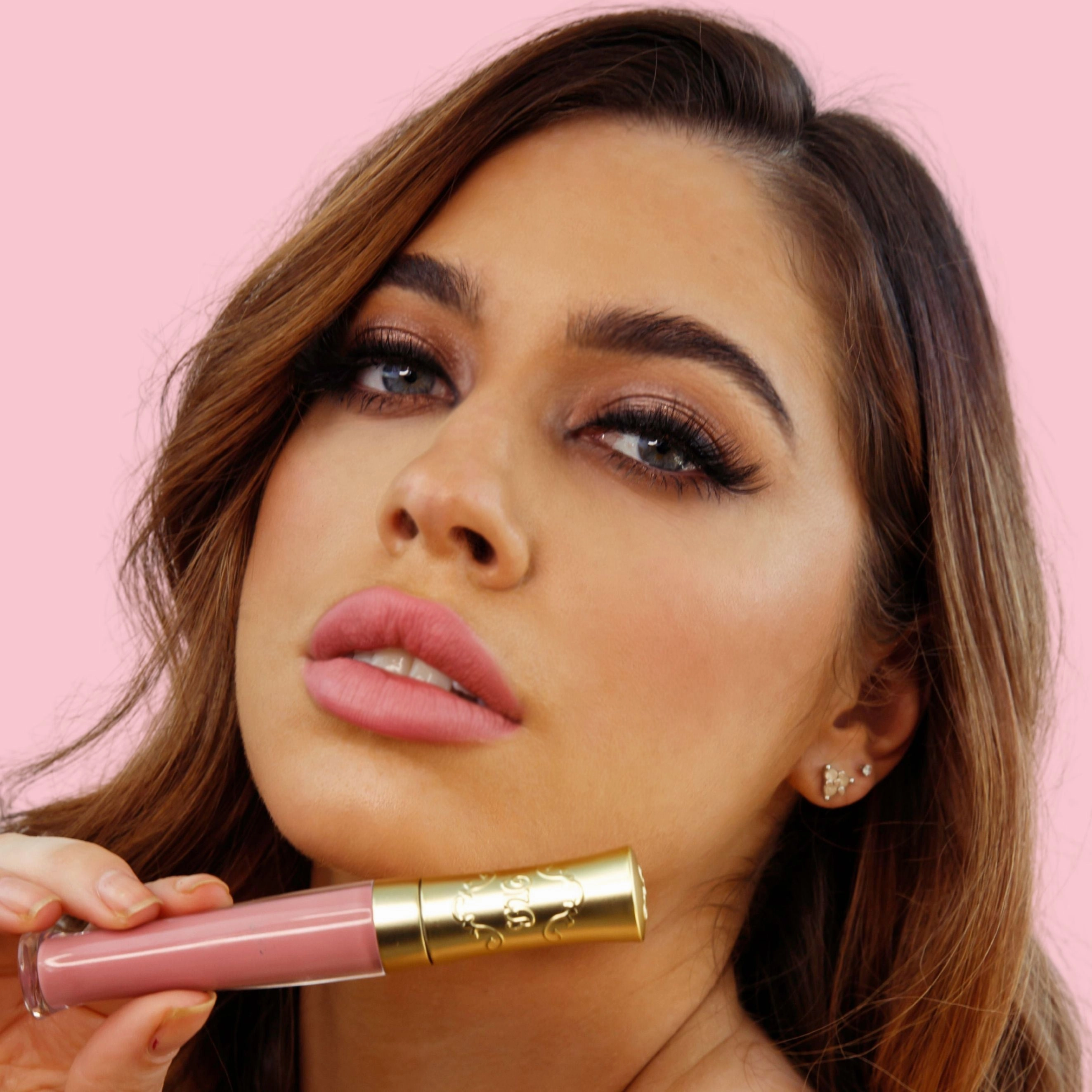 XOXO Velvet Kiss Liquid Lipstick